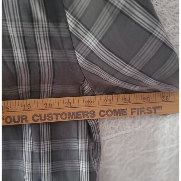 2 Vtg Tony Hawk Skateboard Shirts. Men L. Short Sleeve Button Down Sport Branded - Picture 8 of 16